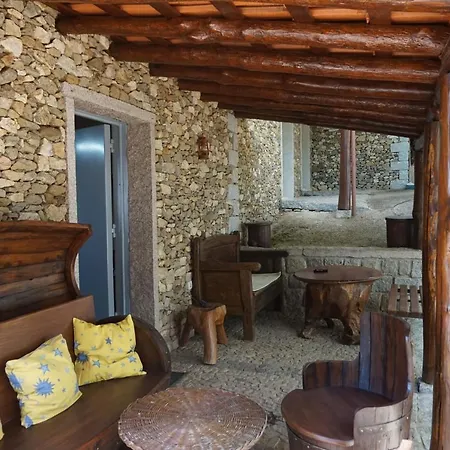 Quinta Dos Carvalhos *