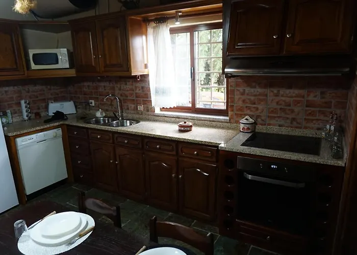 Quinta Dos Carvalhos * Vilarinho de Agrochao